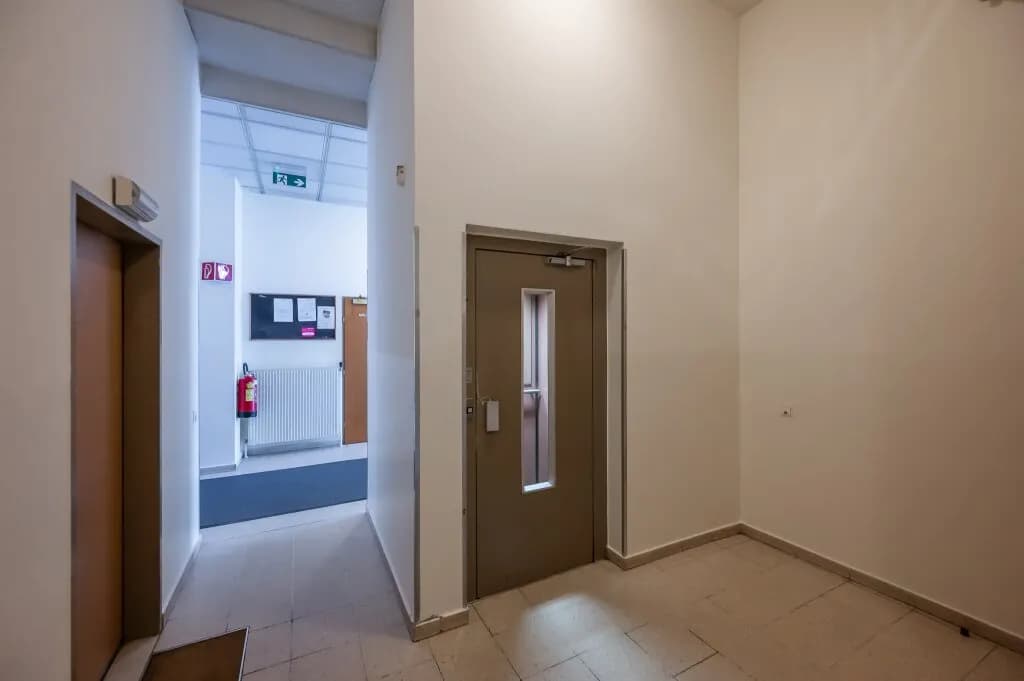 3-Zimmer-Gewerbeimmobilie mieten in Wien – 129,47 m², € 2.558 – Bild 21 von 31