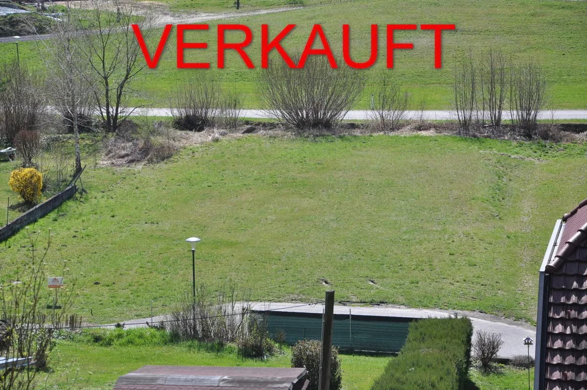 Grundstück kaufen in Wiener Neustadt Land – 1 008 m², € 119.000