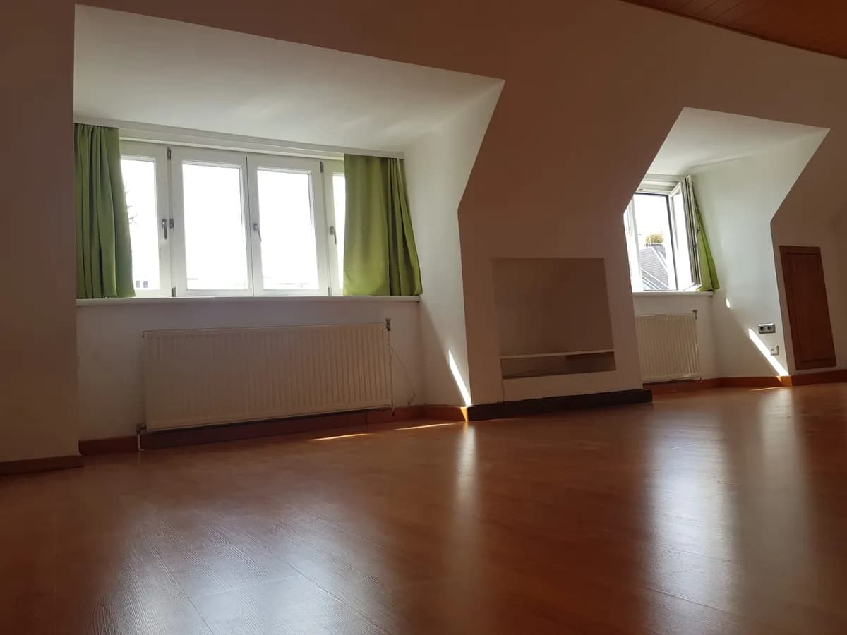 2-Zimmer-Wohnung mieten in Wien – 64 m², € 990 – Bild 2 von 13