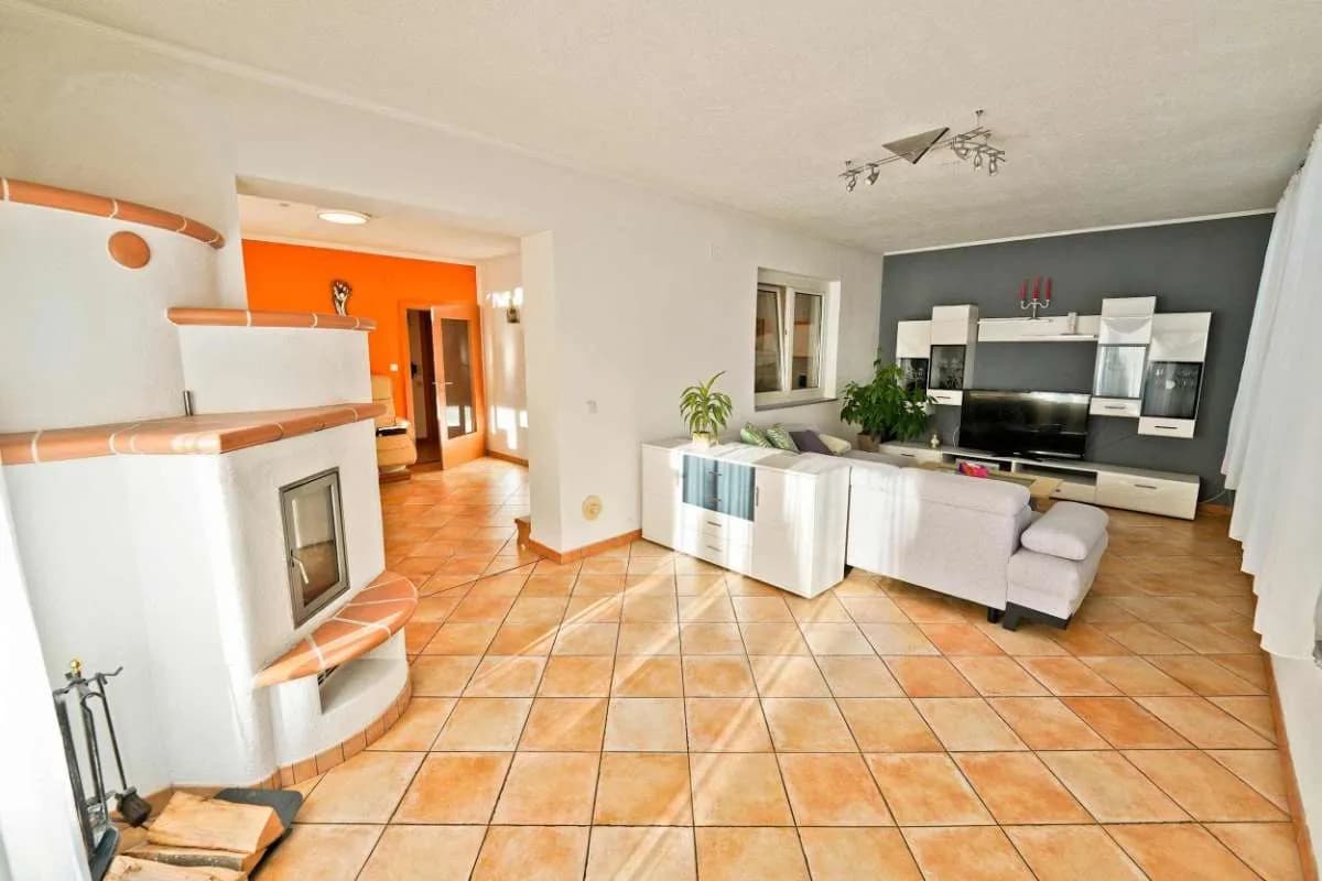 10-Zimmer-Gewerbeimmobilie kaufen in Völkermarkt – 338 m², € 765.000 – Bild 9 von 53