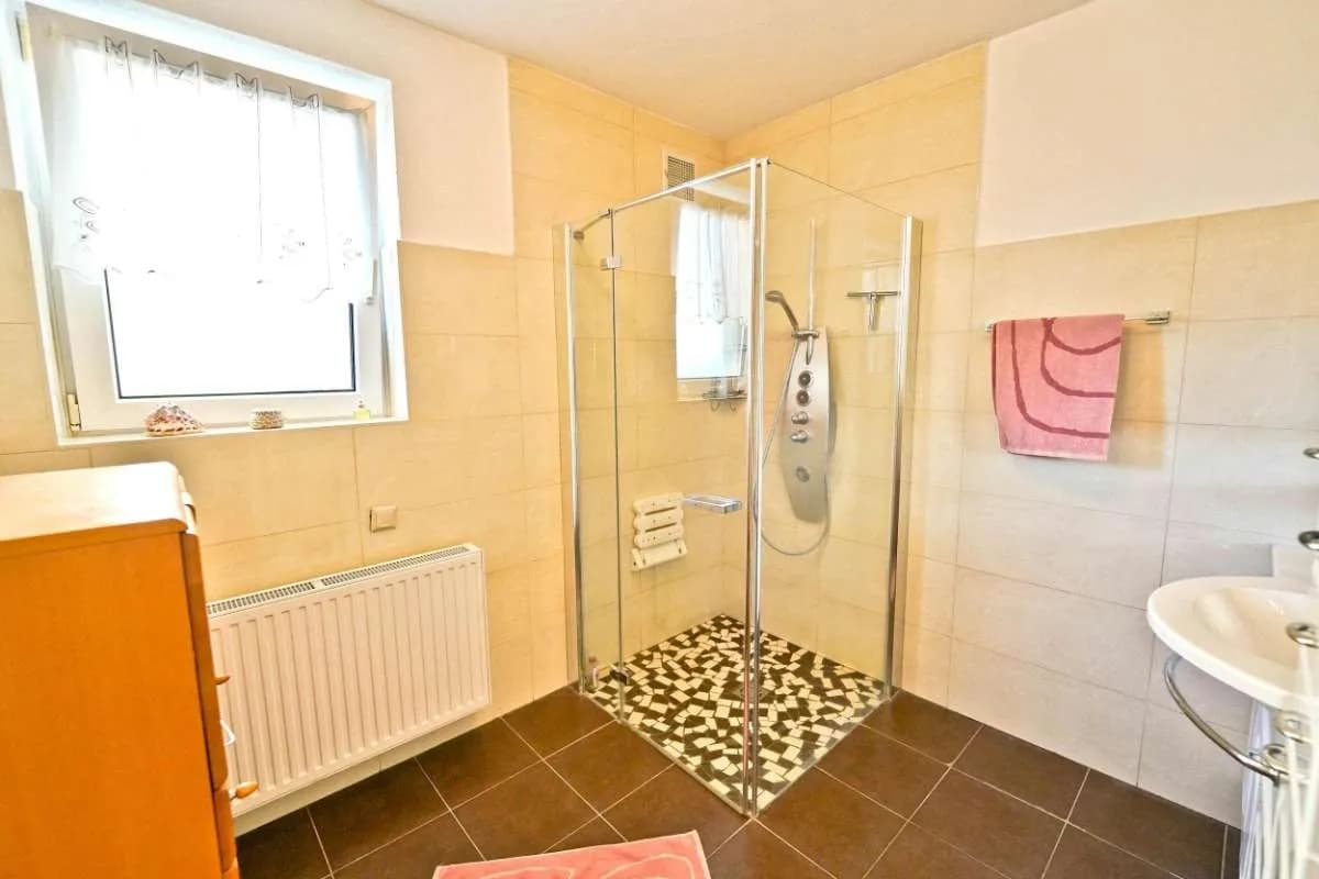 10-Zimmer-Gewerbeimmobilie kaufen in Völkermarkt – 338 m², € 765.000 – Bild 14 von 53
