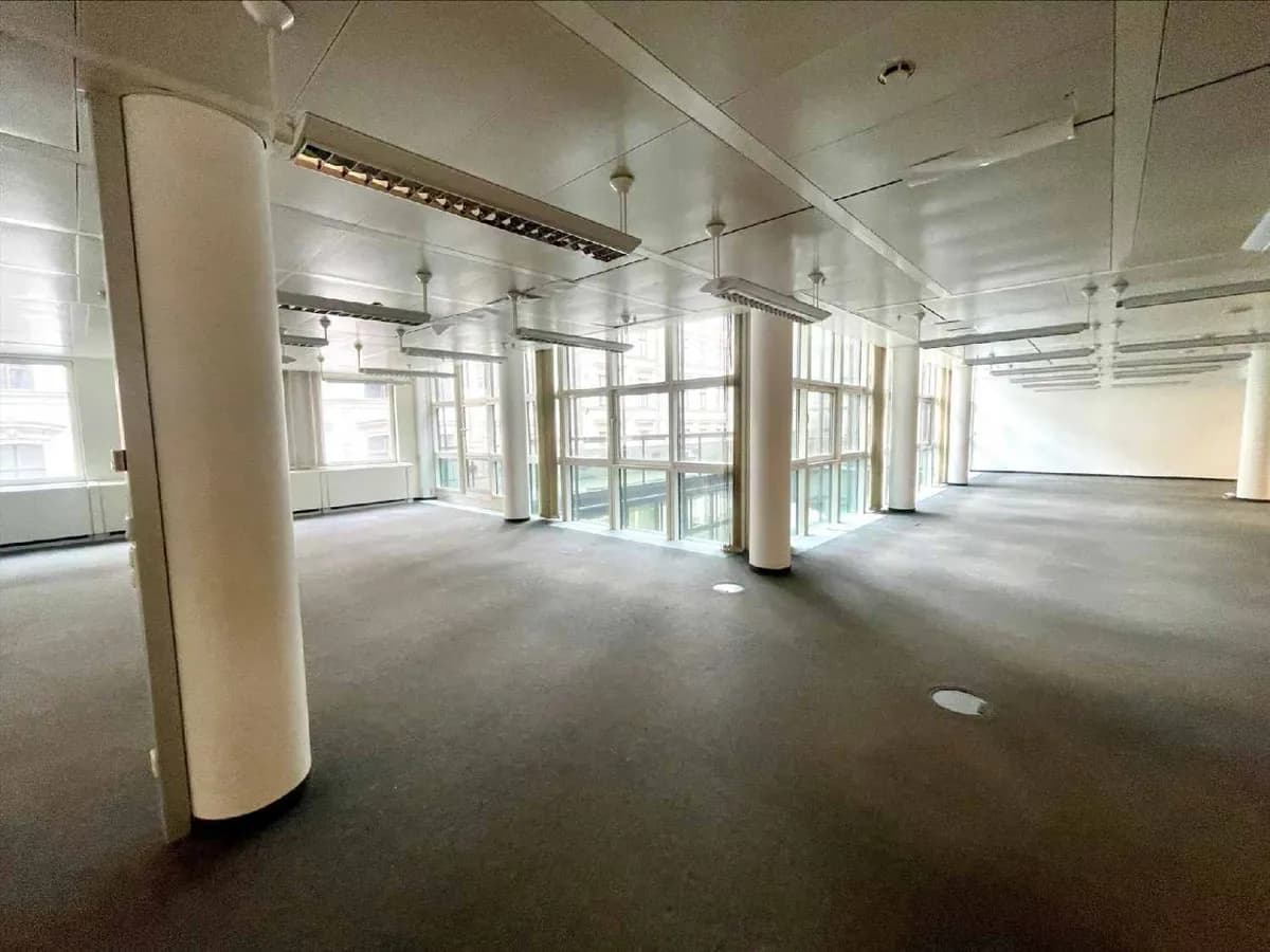 Gewerbeimmobilie mieten in Wien – 274 m², € 10.040