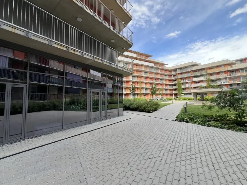 Gewerbeimmobilie mieten in Graz – 565 m², € 12 – Bild 1 von 14