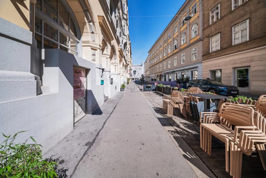 Gewerbeimmobilie mieten in Wien – 330 m², € 4.114 – Bild 16 von 18