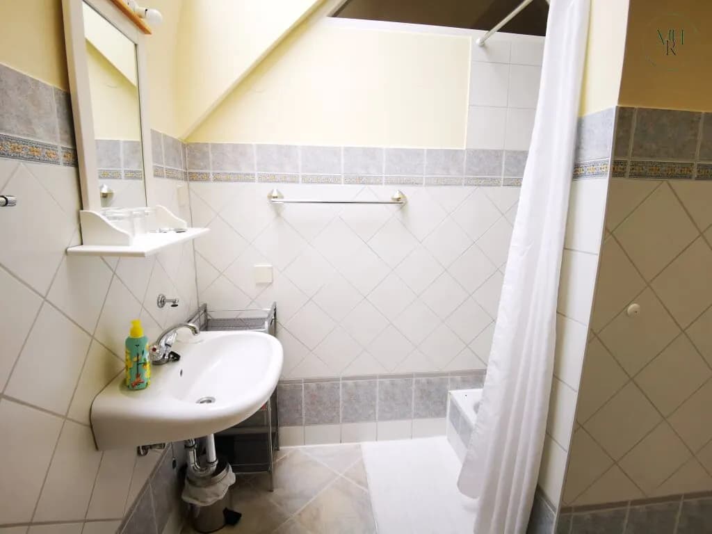 1-Zimmer-Wohnung mieten in Baden – 36 m², € 600 – Bild 6 von 11