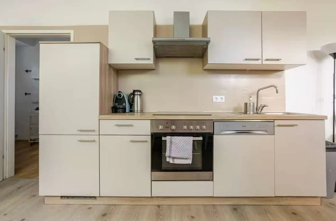 4-Zimmer-Wohnung mieten in Wien – 120 m², € 2.120 – Bild 5 von 37