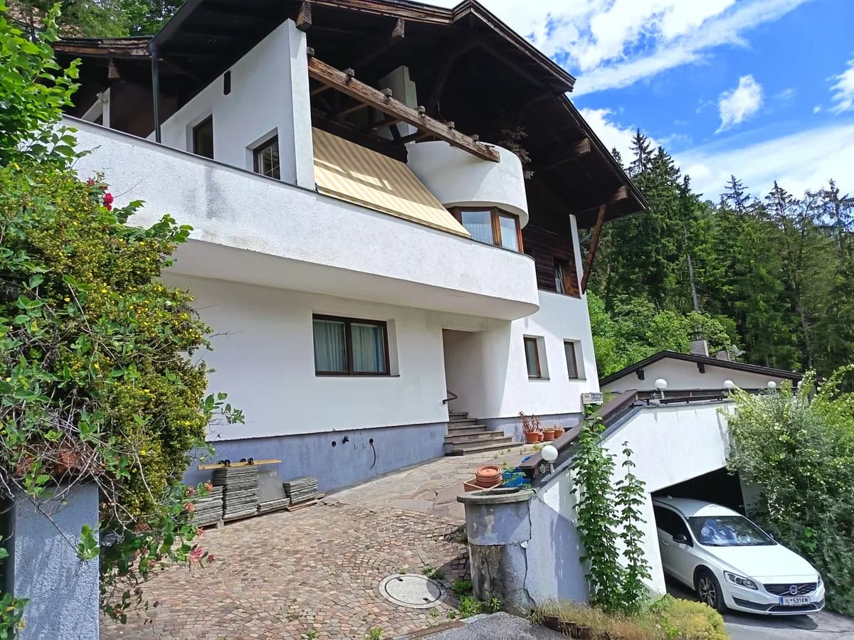 9-Zimmer-Haus kaufen in Innsbruck-Land – 180 m², € 690.000 – Bild 3 von 37