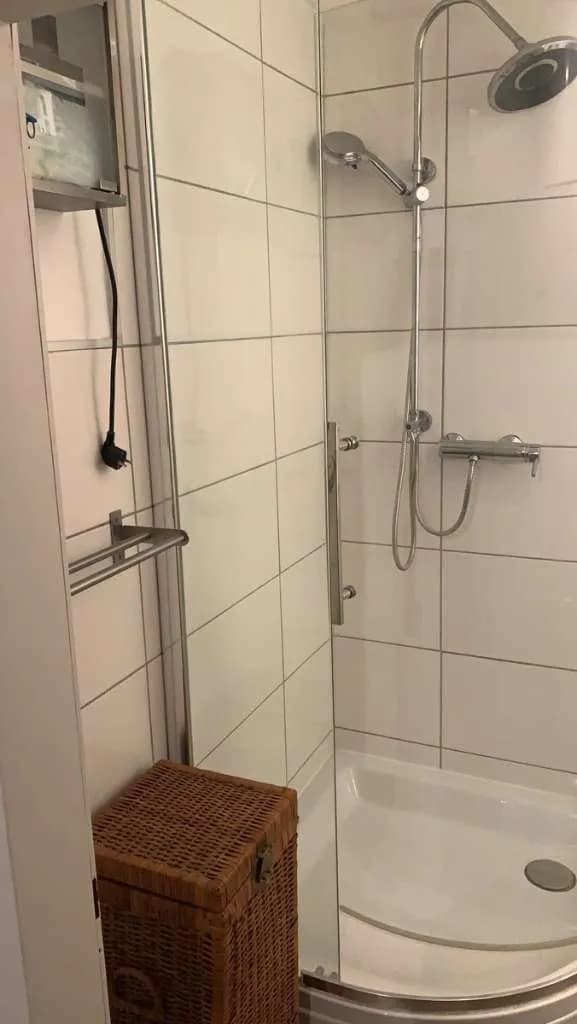 1-Zimmer-Wohnung mieten in Linz – 10 m², € 330 – Bild 2 von 16