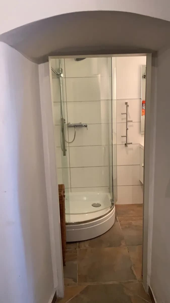 1-Zimmer-Wohnung mieten in Linz – 10 m², € 330 – Bild 16 von 16