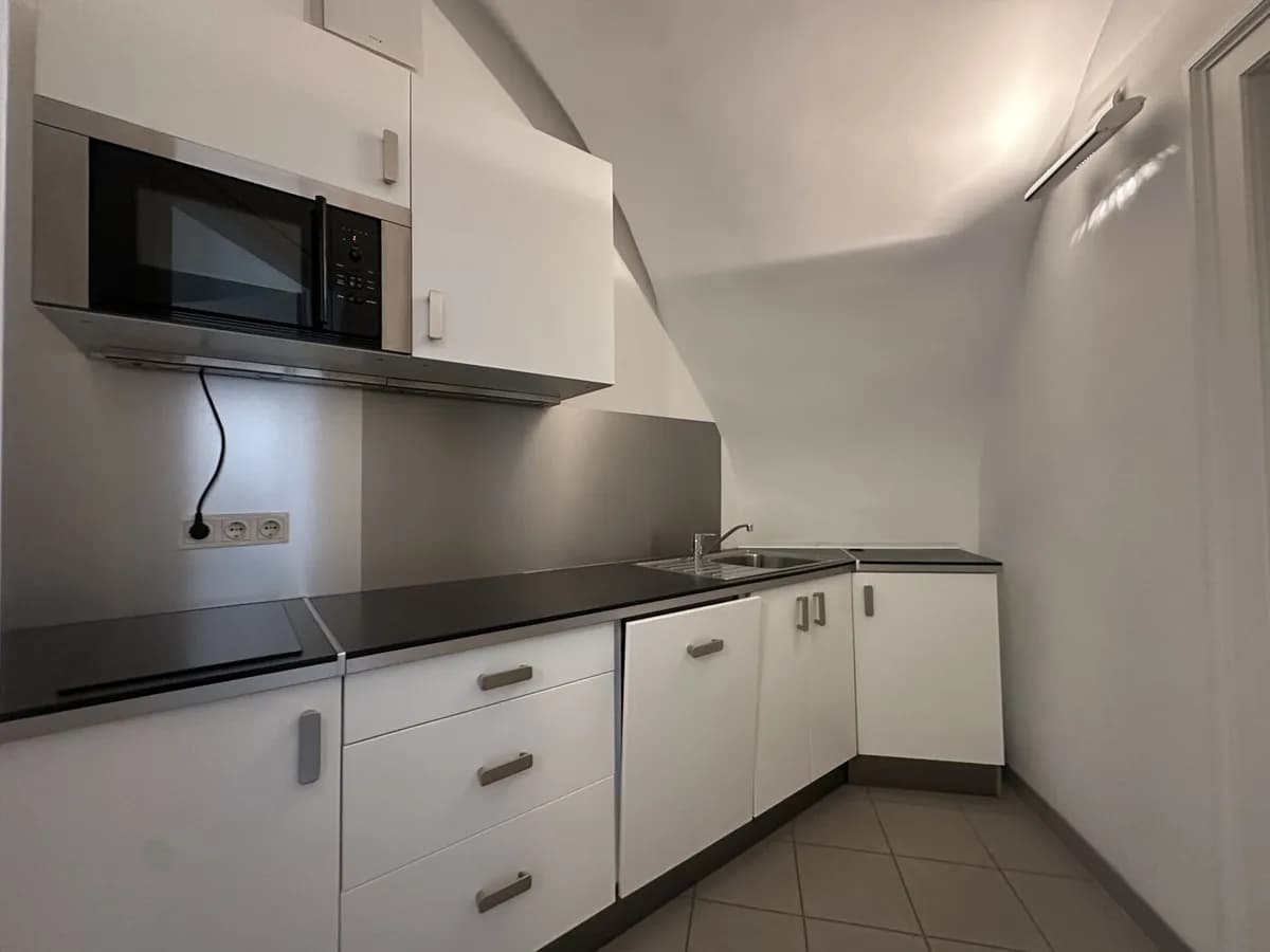 Gewerbeimmobilie mieten in Wien – 181 m², € 25 – Bild 11 von 13