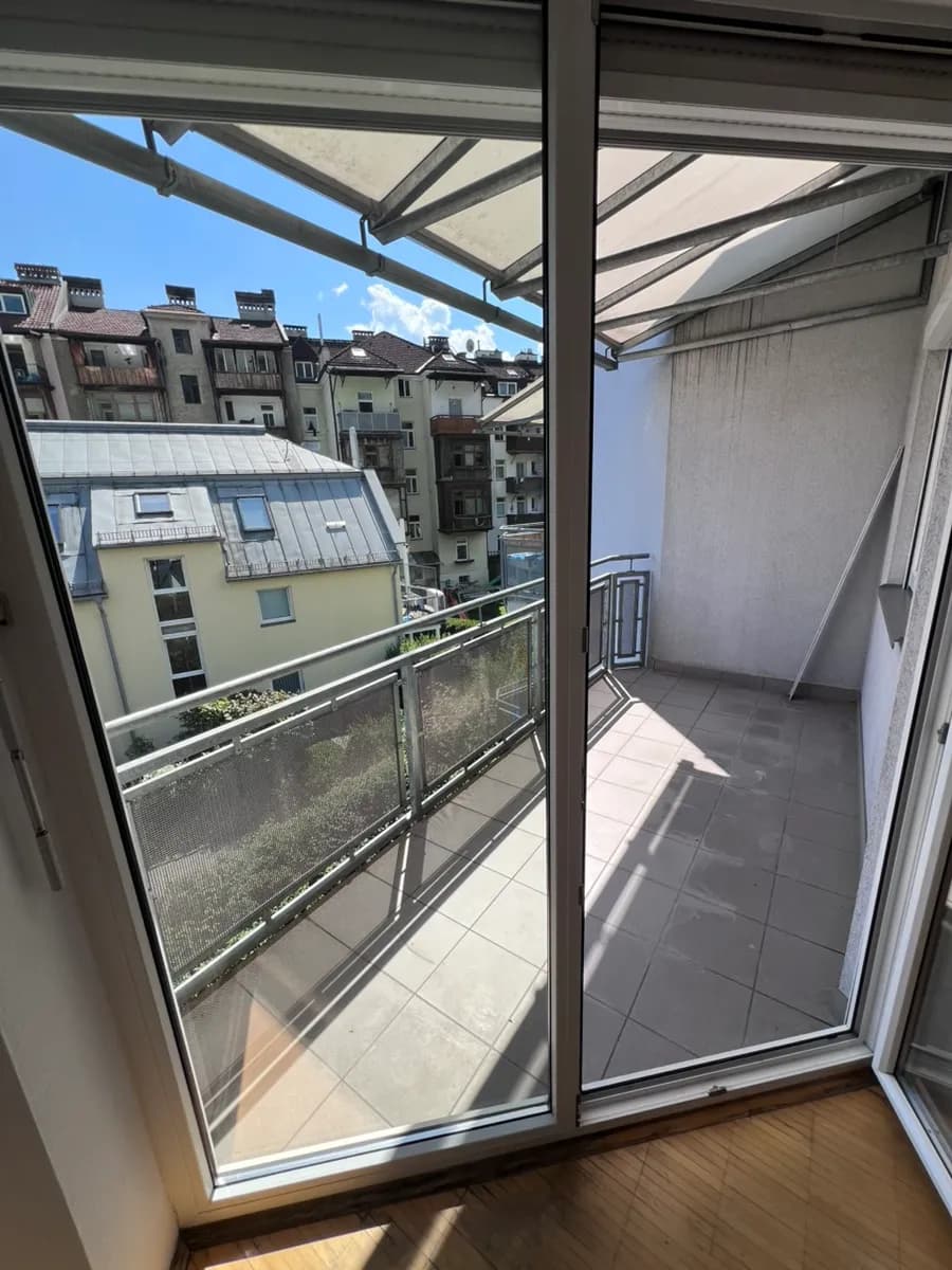 4-Zimmer-Wohnung mieten in Innsbruck – 106 m², € 2.101 – Bild 4 von 12