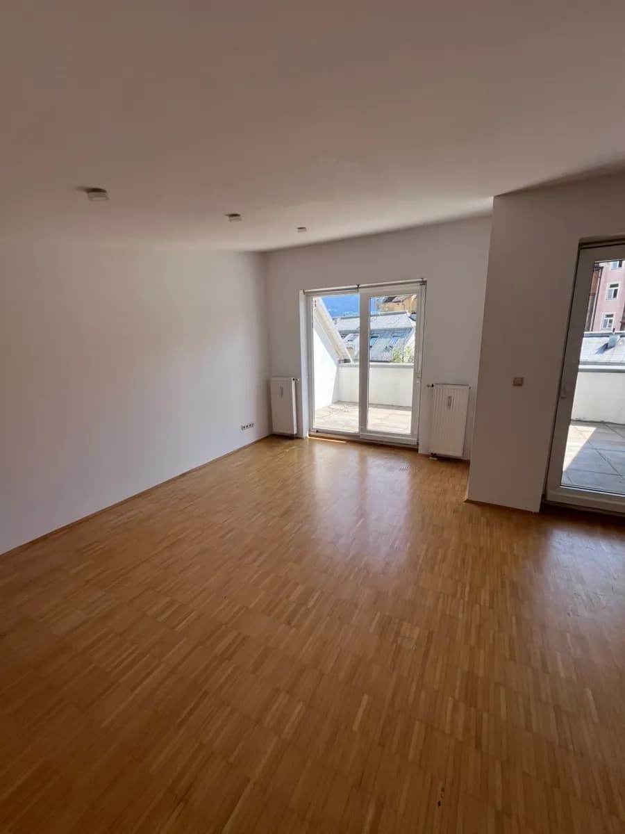 4-Zimmer-Wohnung mieten in Innsbruck – 106 m², € 2.101 – Bild 8 von 12