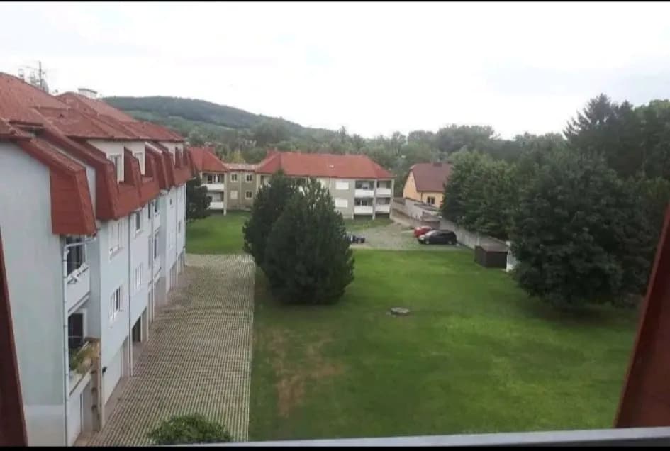 3-Zimmer-Wohnung mieten in Bruck an der Leitha – 77 m², € 850 – Bild 2 von 6