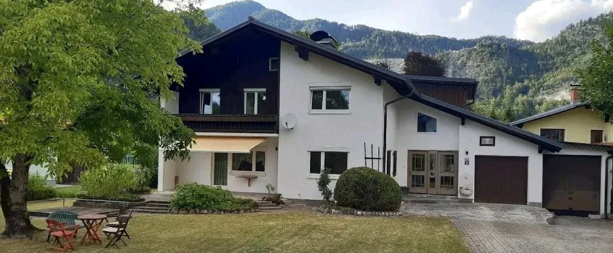 7-Zimmer-Haus kaufen in Gmunden – 178 m², € 790.000 – Bild 1 von 29