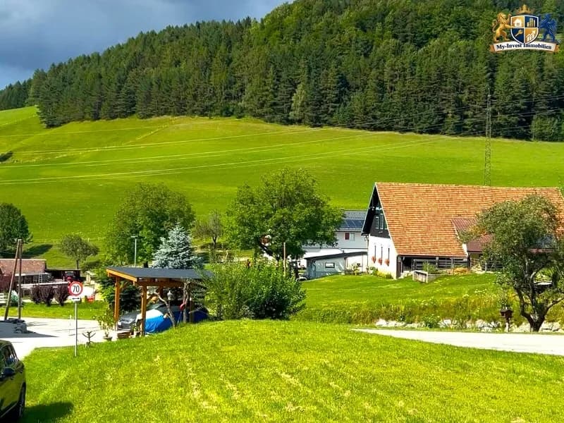 Grundstück kaufen in Neunkirchen – 1 393 m², € 105.000