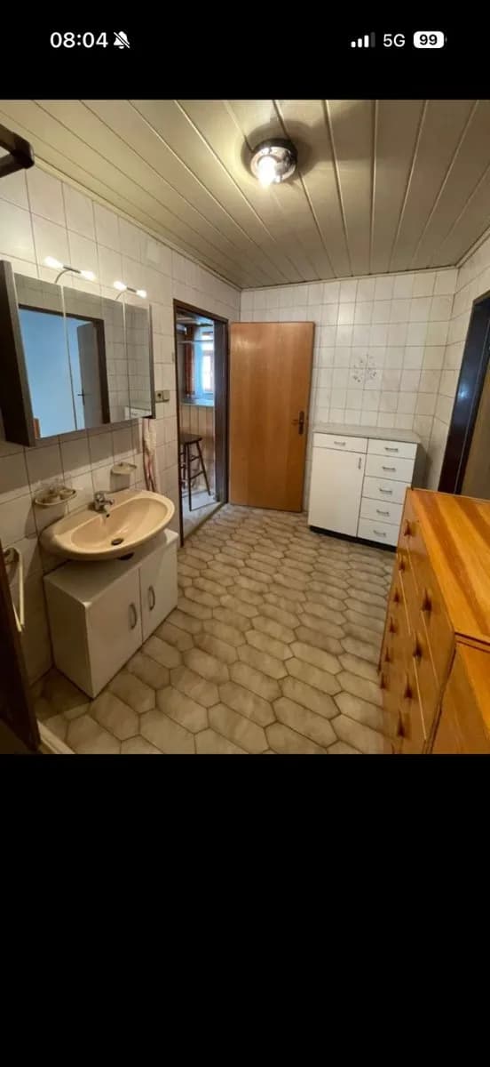 3-Zimmer-Gewerbeimmobilie mieten in Neunkirchen – 85 m², € 750 – Bild 9 von 10