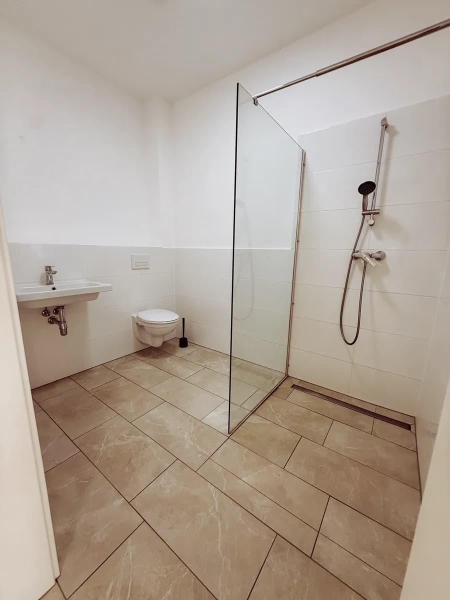 1-Zimmer-Immobilie mieten in Leibnitz – 29 m², € 350 – Bild 2 von 12