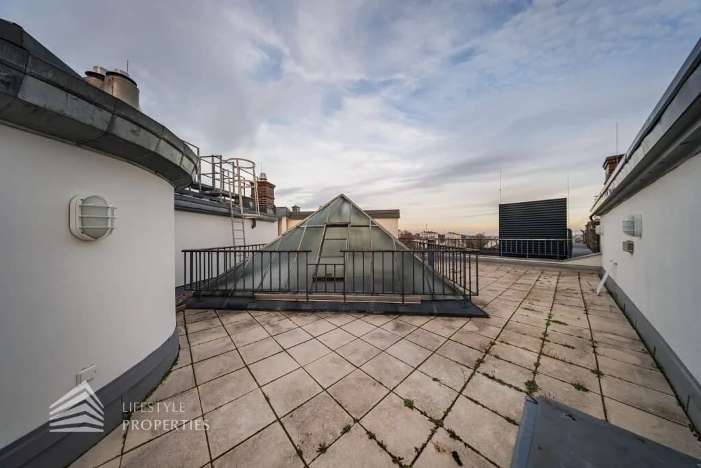 7-Zimmer-Wohnung mieten in Wien – 288 m², € 5.200 – Bild 2 von 14