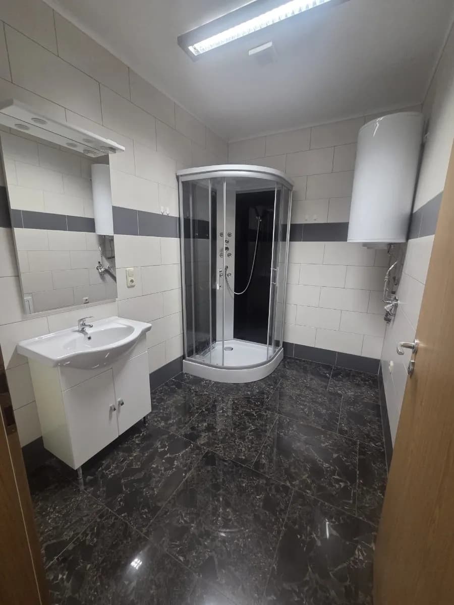 3-Zimmer-Wohnung mieten in Wiener Neustadt – 60 m², € 750 – Bild 9 von 19