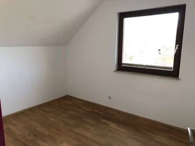 5-Zimmer-Haus mieten in Baden – 90 m², € 1.500 – Bild 11 von 23