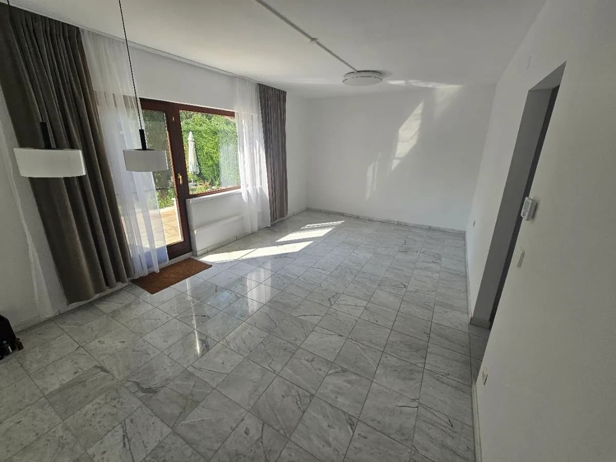 5-Zimmer-Haus mieten in Baden – 90 m², € 1.500 – Bild 15 von 23