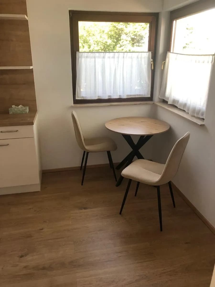 5-Zimmer-Haus mieten in Baden – 90 m², € 1.500 – Bild 18 von 23