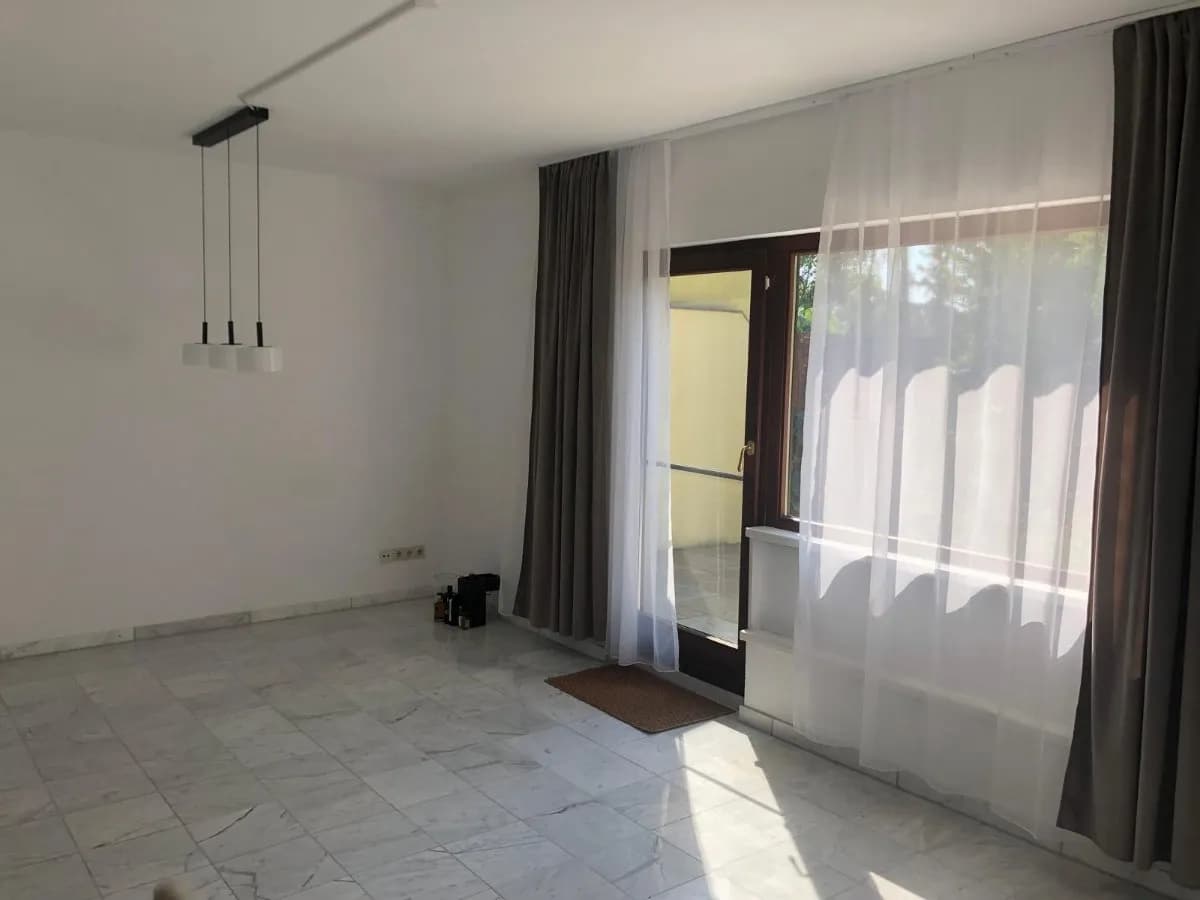 5-Zimmer-Haus mieten in Baden – 90 m², € 1.500 – Bild 21 von 23