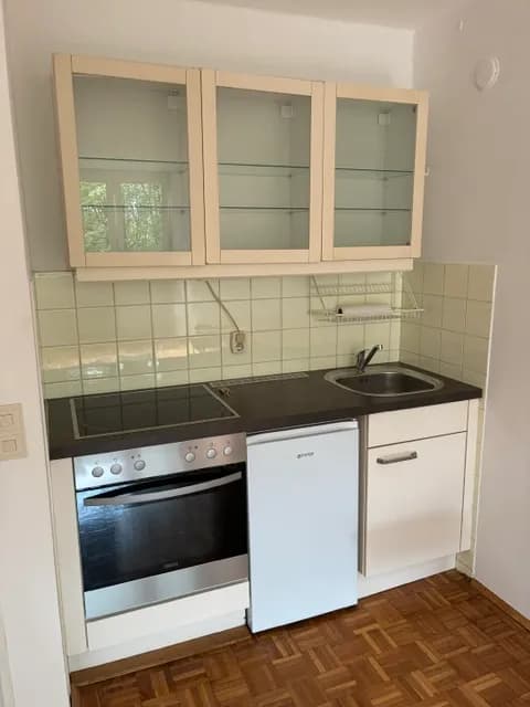 Wohnung mieten in Salzburg Stadt – 25 m², € 750 – Bild 2 von 7