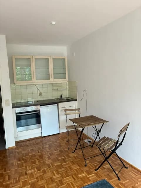 Wohnung mieten in Salzburg Stadt – 25 m², € 750 – Bild 3 von 7