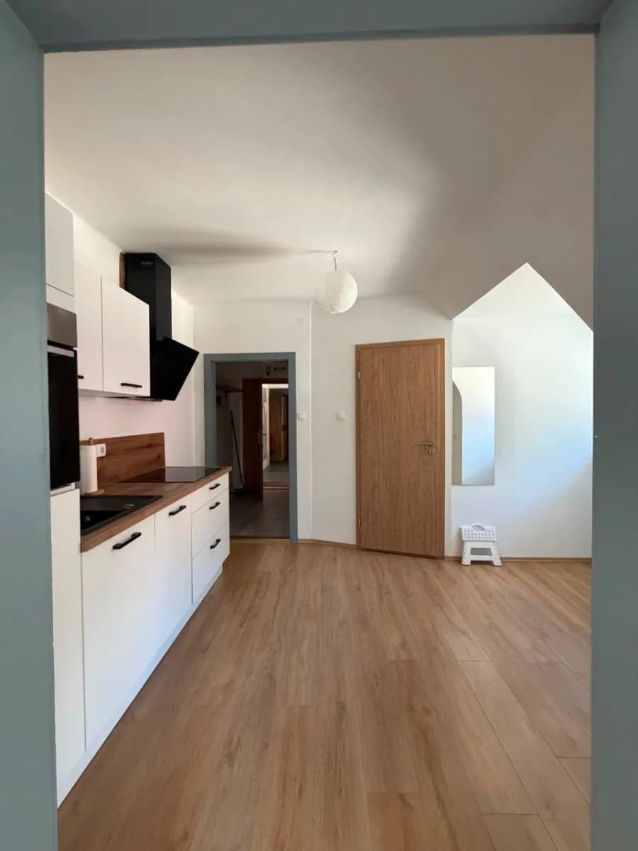 2-Zimmer-Wohnung mieten in Liezen – 40 m², € 420 – Bild 2 von 12