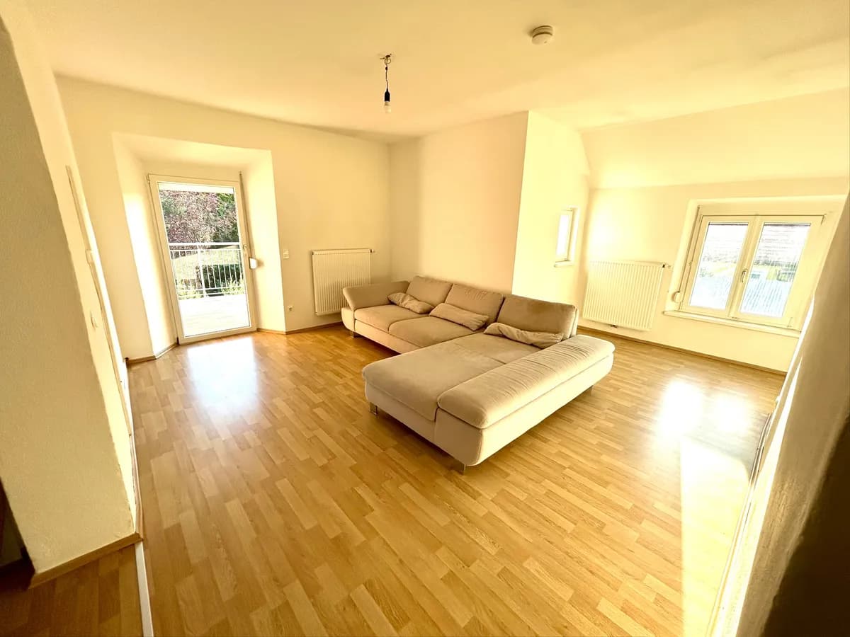 4-Zimmer-Wohnung kaufen in Graz-Umgebung – 106 m², € 250.000 – Bild 2 von 13