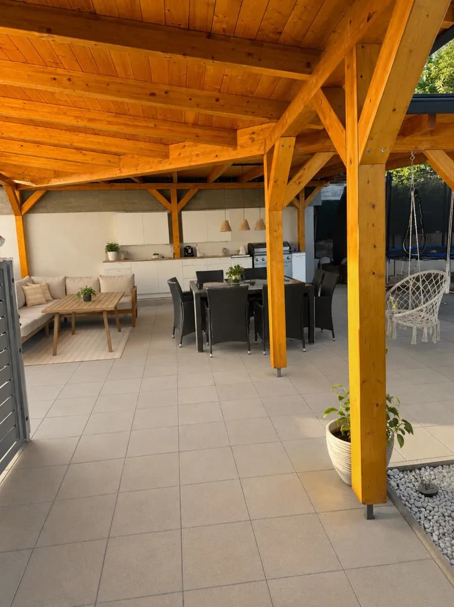 6-Zimmer-Haus mieten in Mistelbach – 195 m², € 1.600 – Bild 2 von 24