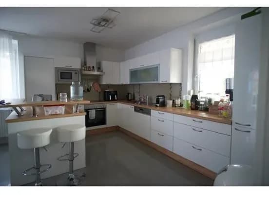 9-Zimmer-Gewerbeimmobilie kaufen in Baden – 300 m², € 985.000 – Bild 6 von 8