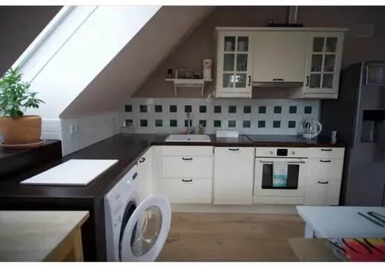 9-Zimmer-Gewerbeimmobilie kaufen in Baden – 300 m², € 985.000 – Bild 8 von 8