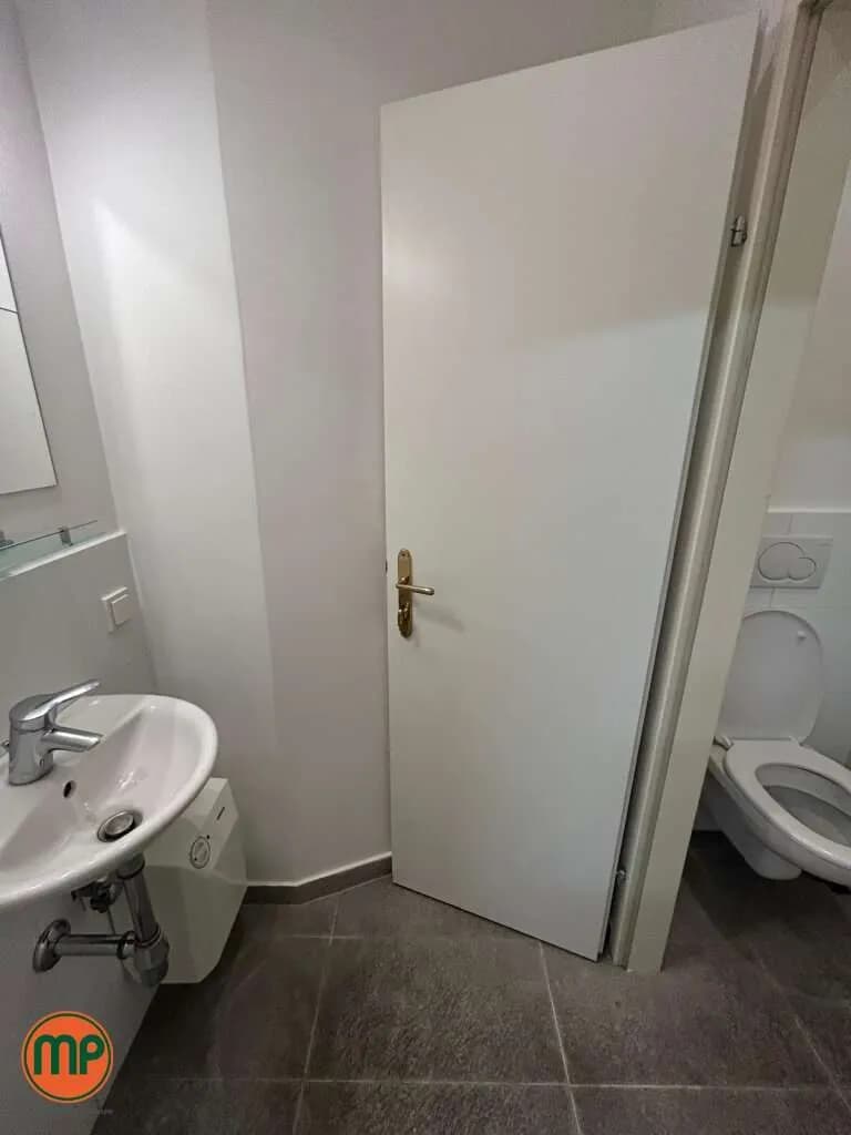 2-Zimmer-Gewerbeimmobilie mieten in Wien – 79 m², € 832 – Bild 6 von 16