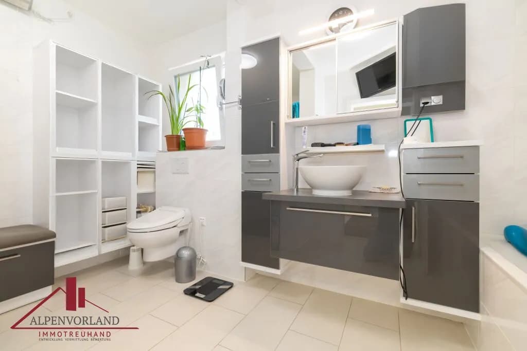 7-Zimmer-Immobilie kaufen in Bruck an der Leitha – 212 m², € 820.000 – Bild 9 von 18