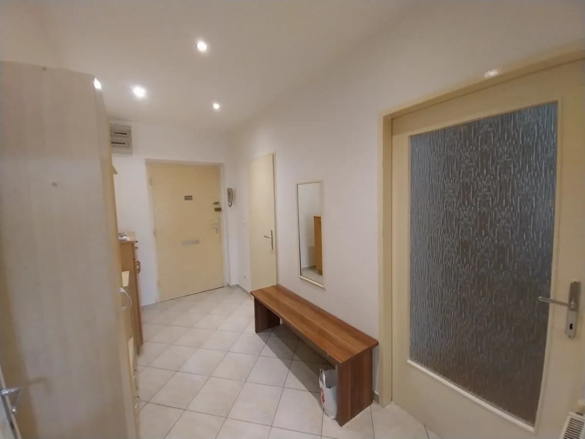1-Zimmer-Wohnung mieten in Wien – 42 m², € 840 – Bild 2 von 15