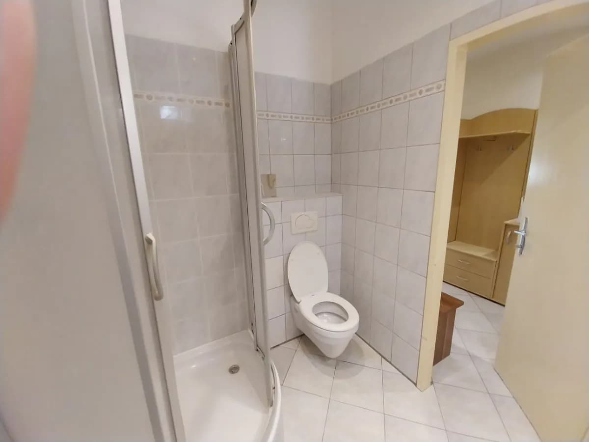 1-Zimmer-Wohnung mieten in Wien – 42 m², € 840 – Bild 13 von 15