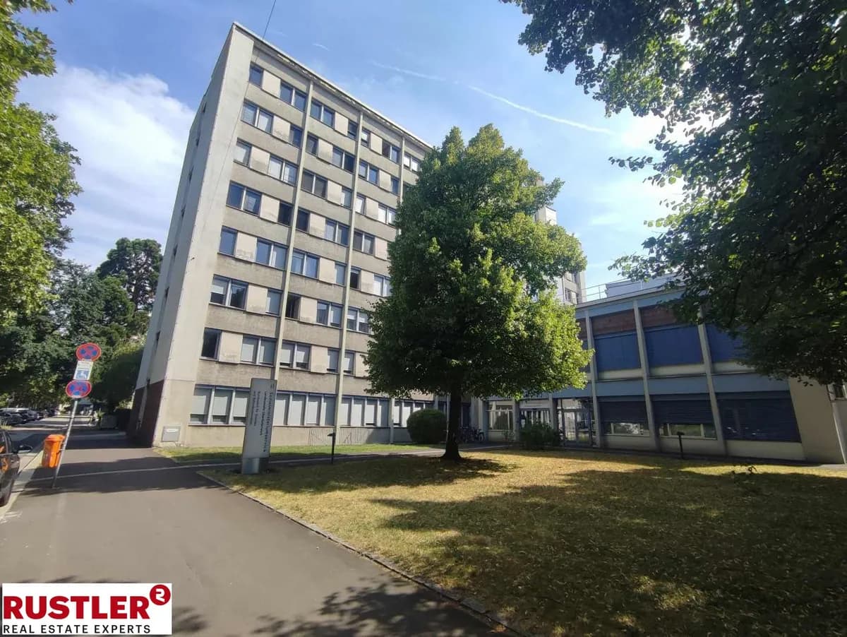 9-Zimmer-Gewerbeimmobilie mieten in Linz – 159 m², € 2.319 – Bild 1 von 8
