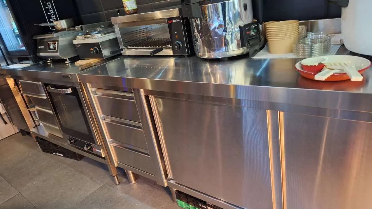 2-Zimmer-Gewerbeimmobilie mieten in Wien – 36 m², € 930 – Bild 2 von 11