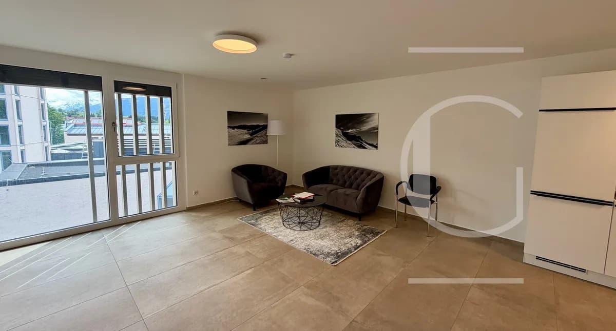 2-Zimmer-Gewerbeimmobilie mieten in Zell am See – 74 m², € 1.500 – Bild 2 von 6