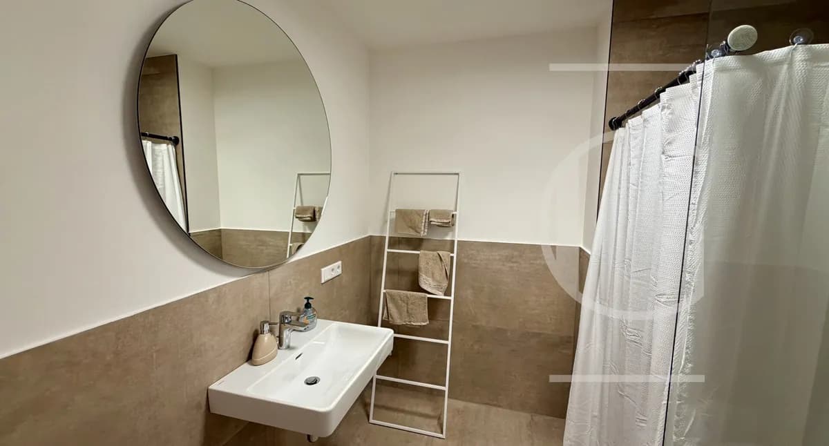 2-Zimmer-Gewerbeimmobilie mieten in Zell am See – 74 m², € 1.500 – Bild 6 von 6