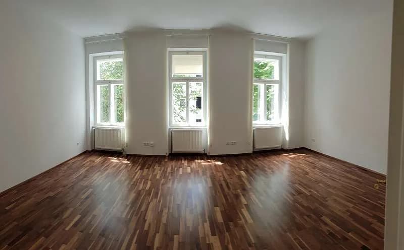 5-Zimmer-Wohnung mieten in Mödling – 131 m², € 2.375