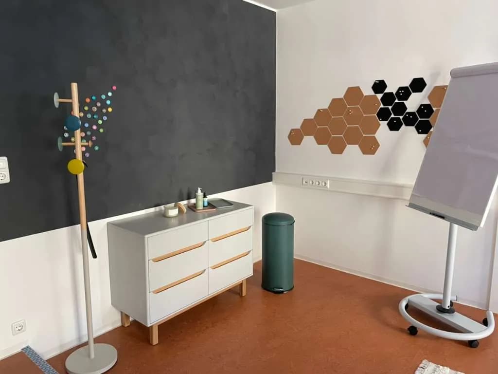 3-Zimmer-Gewerbeimmobilie mieten in Steyr-Land – 75 m², € 400 – Bild 3 von 9