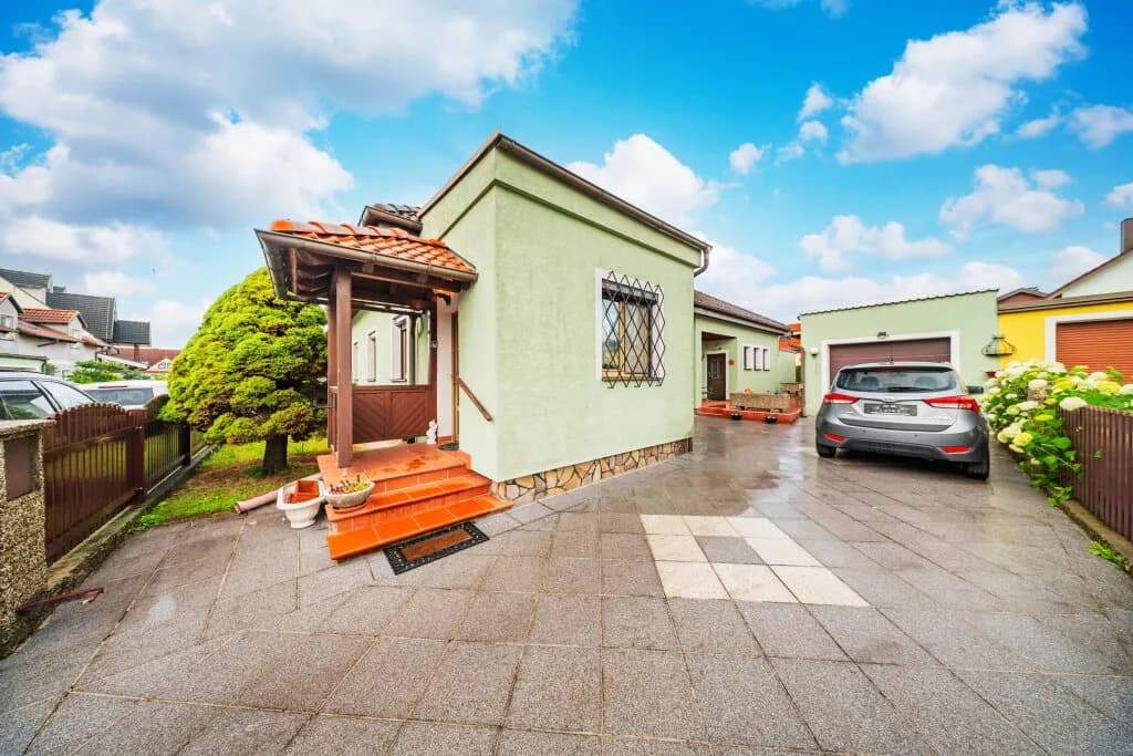 6-Zimmer-Haus kaufen in Korneuburg – 172 m², € 595.000 – Bild 2 von 51