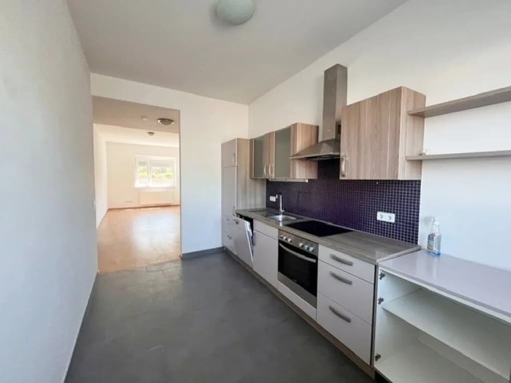 3-Zimmer-Wohnung mieten in Graz – 70 m², € 834 – Bild 2 von 8