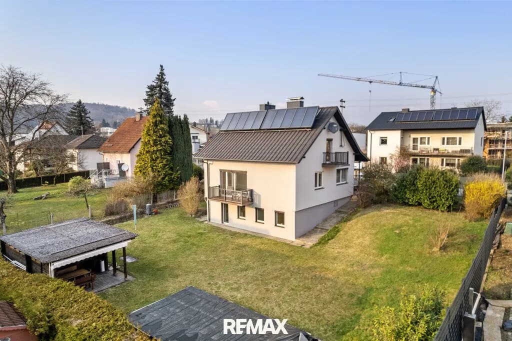 Grundstück kaufen in Linz Land – 921 m², € 549.000