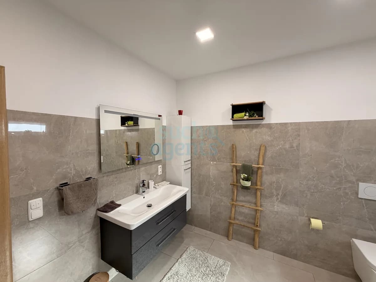 5-Zimmer-Haus kaufen in Perg – 142 m², € 569.000 – Bild 3 von 6