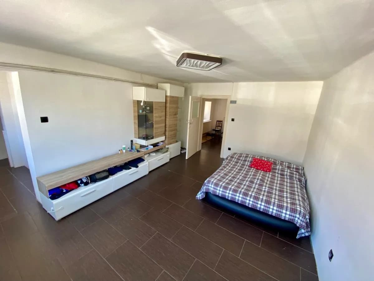 4-Zimmer-Haus kaufen in Hollabrunn – 100 m², € 90.000 – Bild 7 von 26