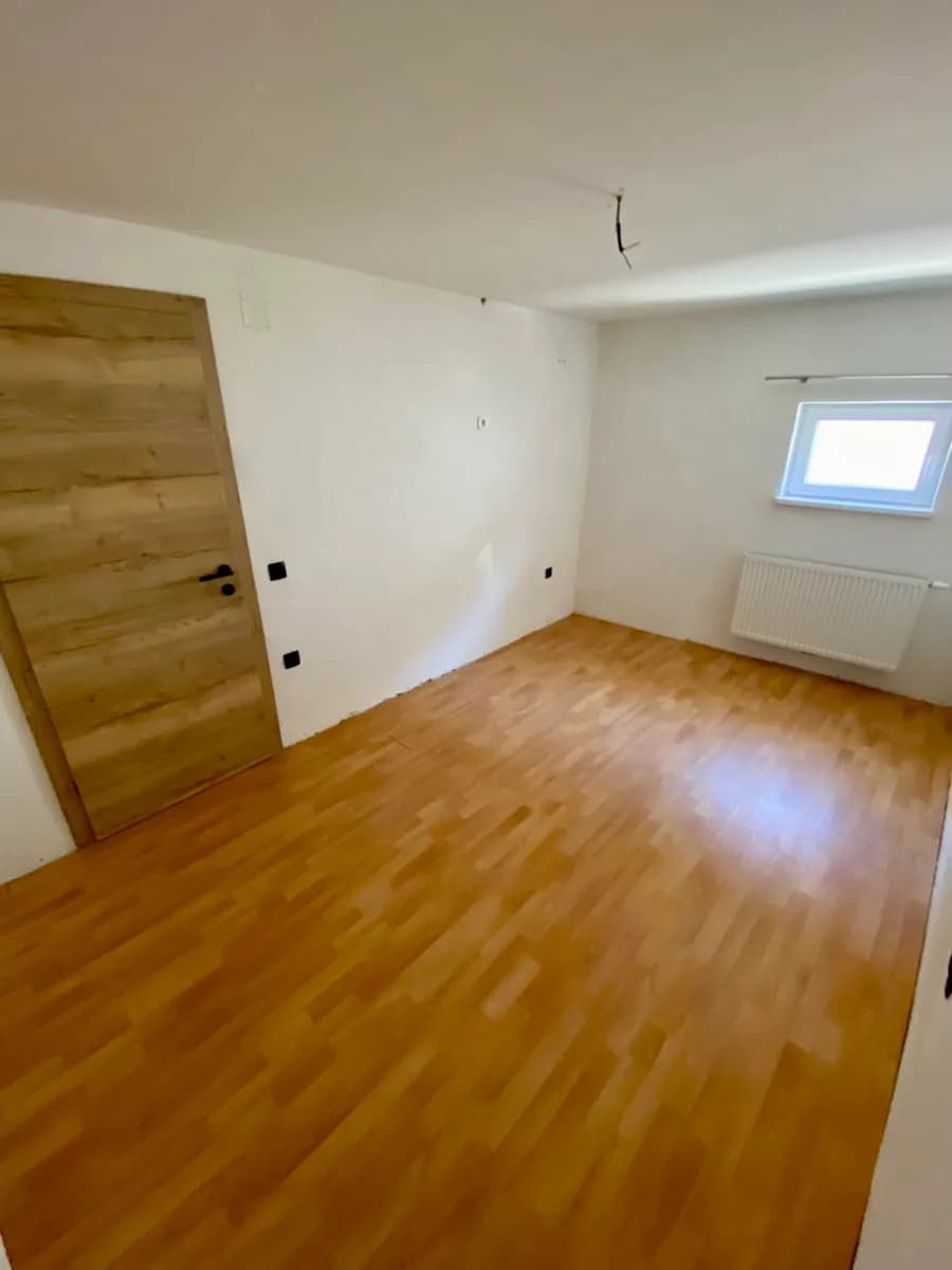 4-Zimmer-Haus kaufen in Hollabrunn – 100 m², € 90.000 – Bild 12 von 26
